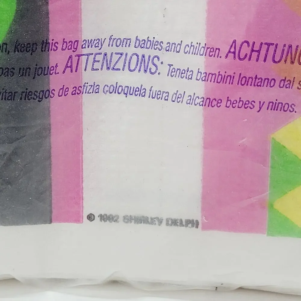Vtg Chili Peppers Fiesta Plastic Backed Tissue 54 x 104 Tablecover 1992 Contempo